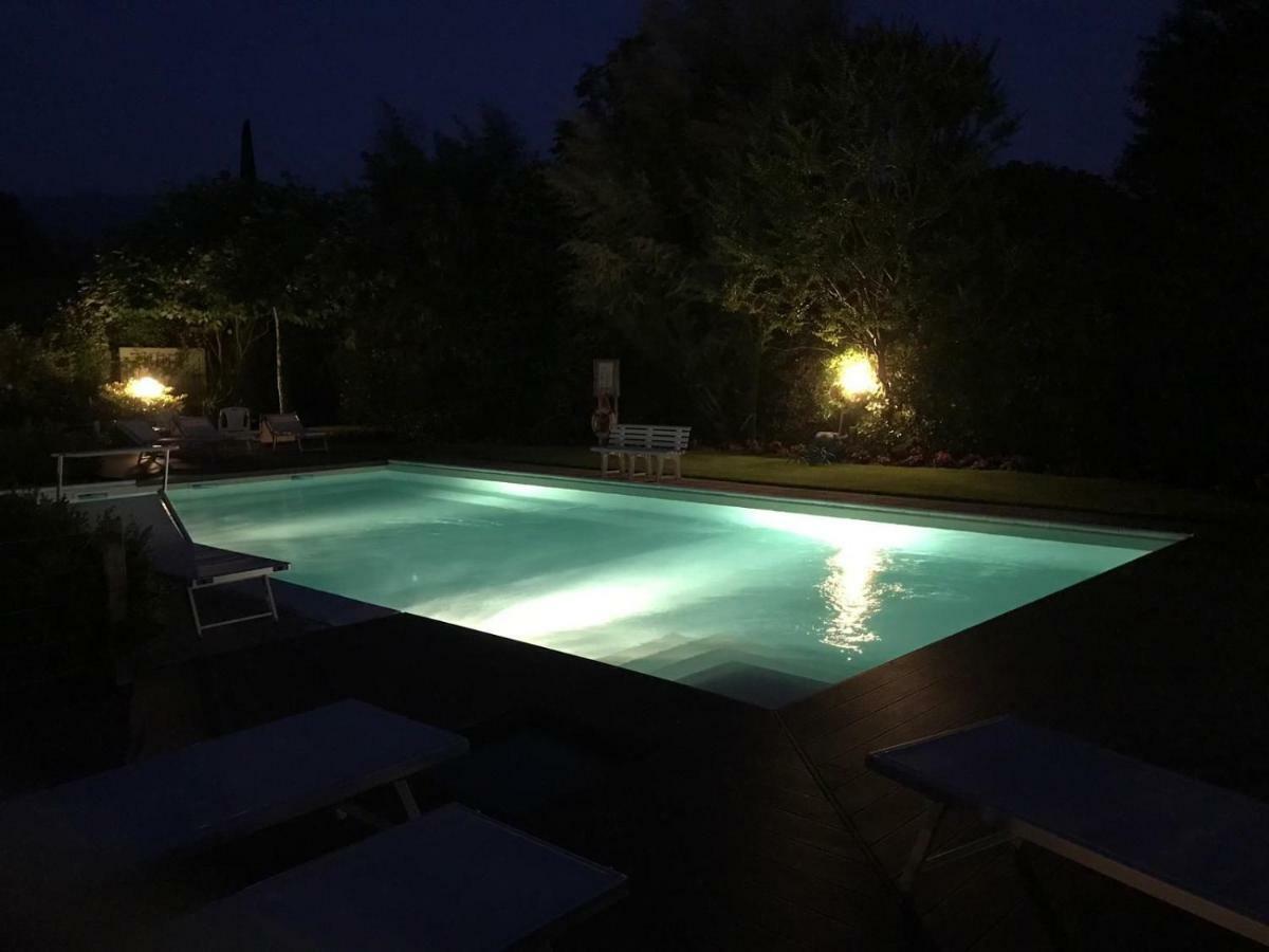 Vittoria Residence Dongo Kültér fotó