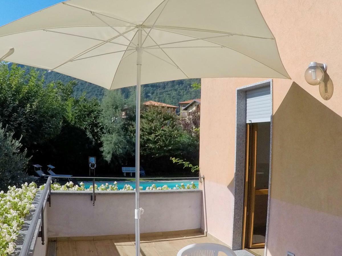 Vittoria Residence Dongo Kültér fotó